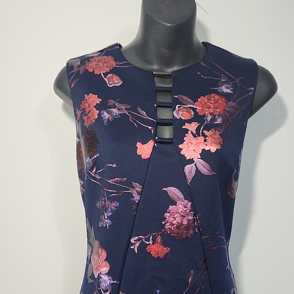 Navy Floral  Dress - Picture 6 of 16